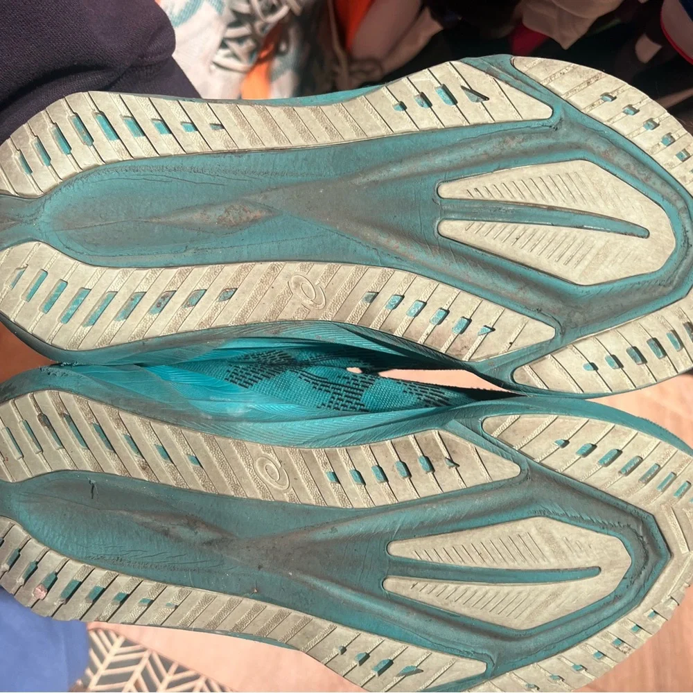 ASICS novablast 5 Running Shoes - Picture 4 of 5